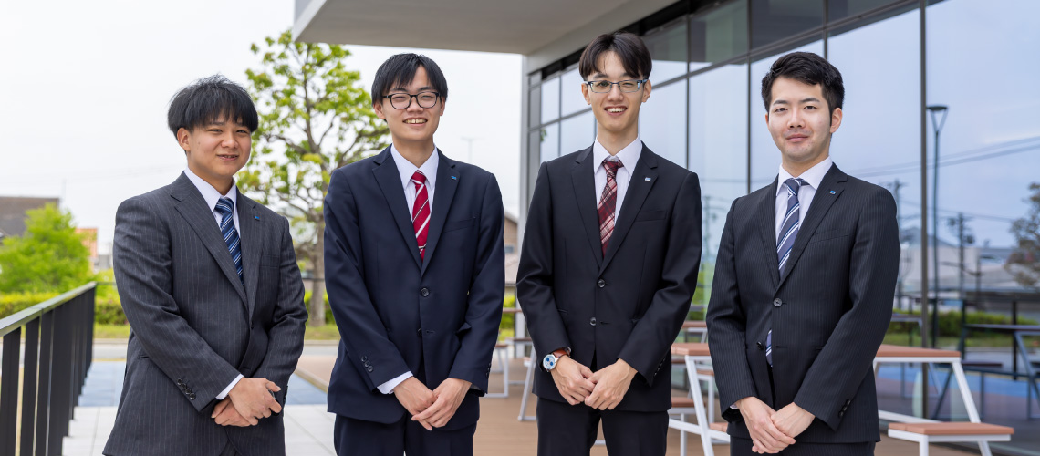 ［大卒・院卒］新入社員座談会